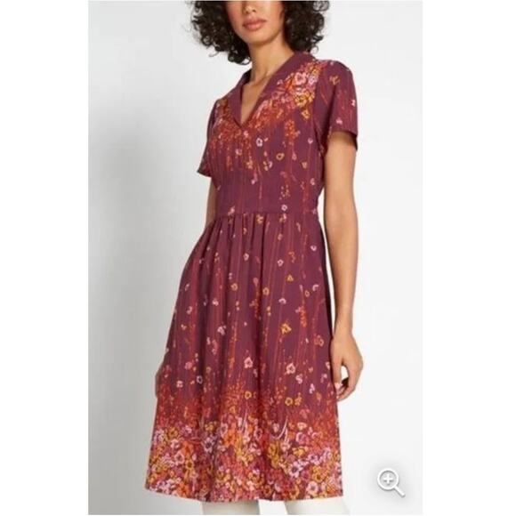 ModCloth Lively Identity Burgundy Floral Short Sleeve Mini Dress‎ Size L NEW - Picture 1 of 13